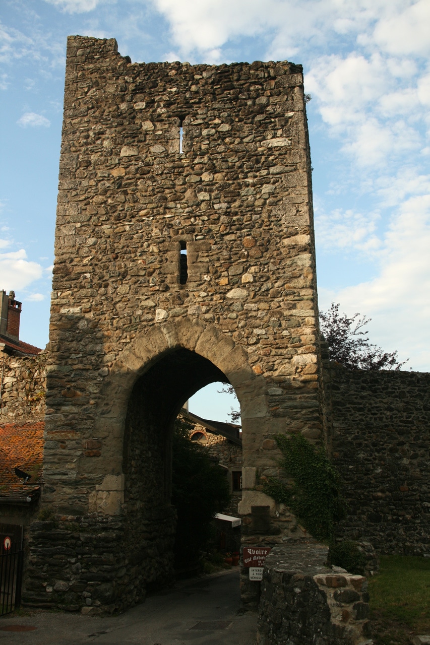 Porte médiévale fortifiée Yvoire